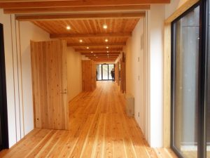 木に囲まれた空間　那賀町林業ビジネスセンター