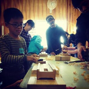 「木育 × 食育」キッズファーマープロジェクト お箸づくり